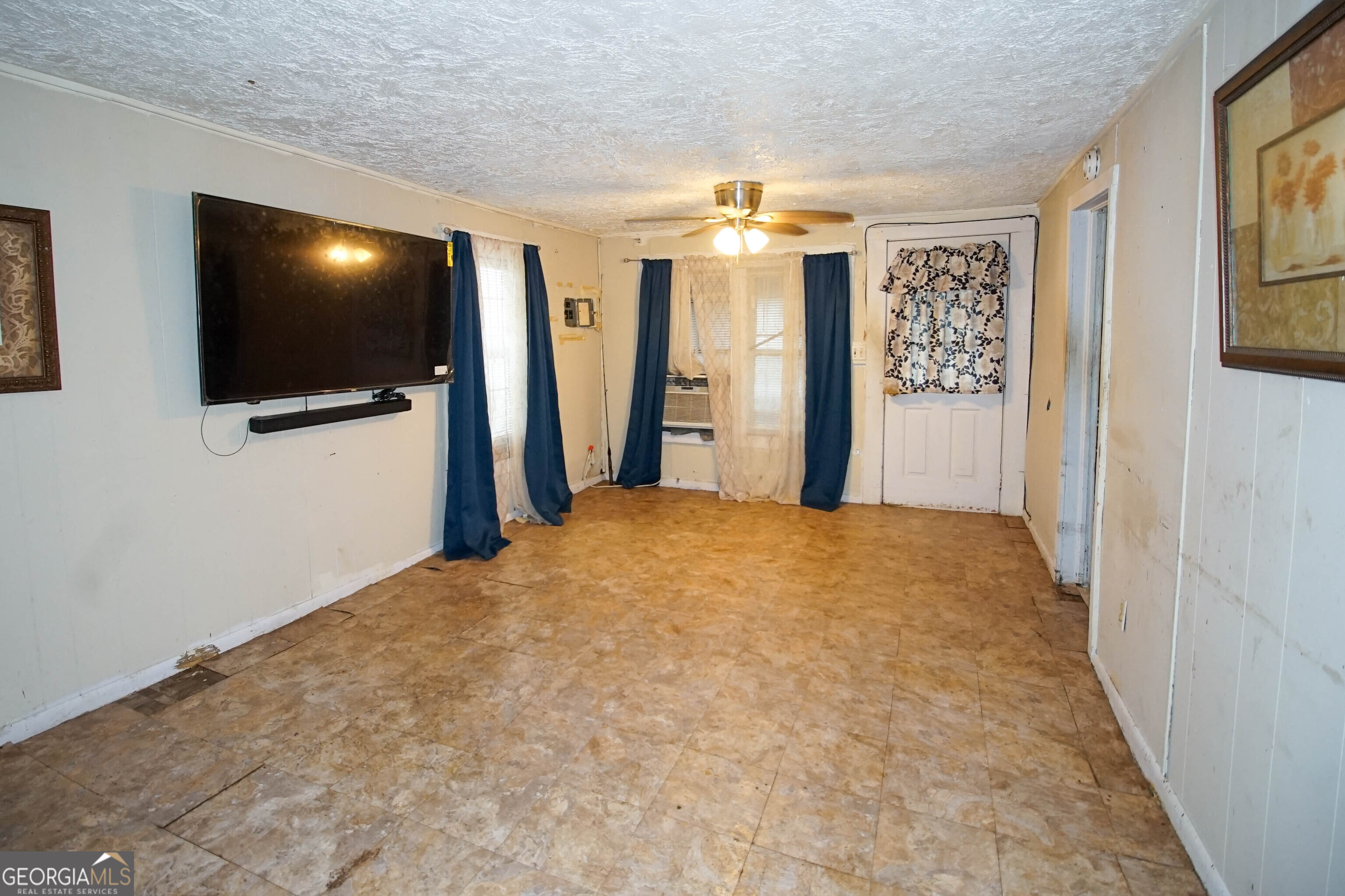 28 E Mlk Jr Avenue Lakeland GA 31635