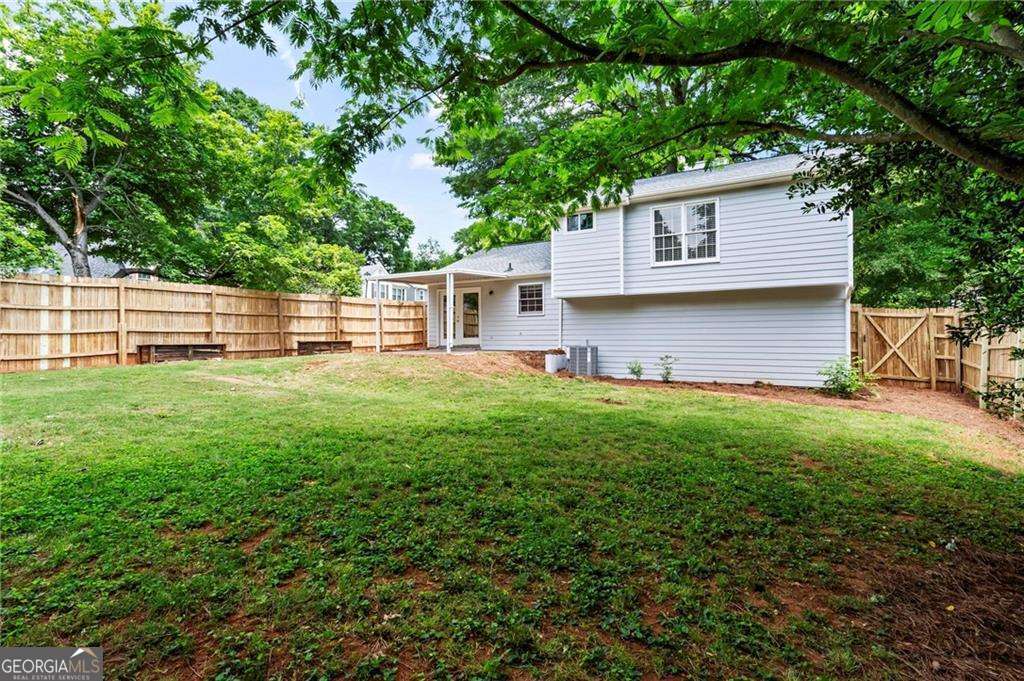 2771 Royal Bluff Decatur GA 30030