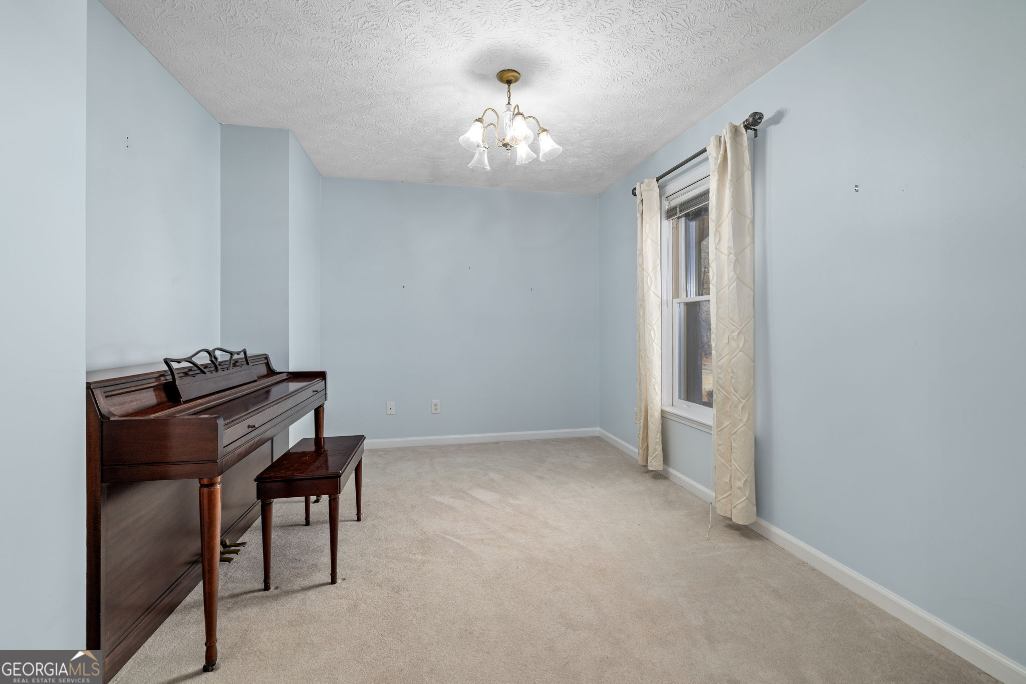 605 Chenocetah Drive Cornelia GA 30531