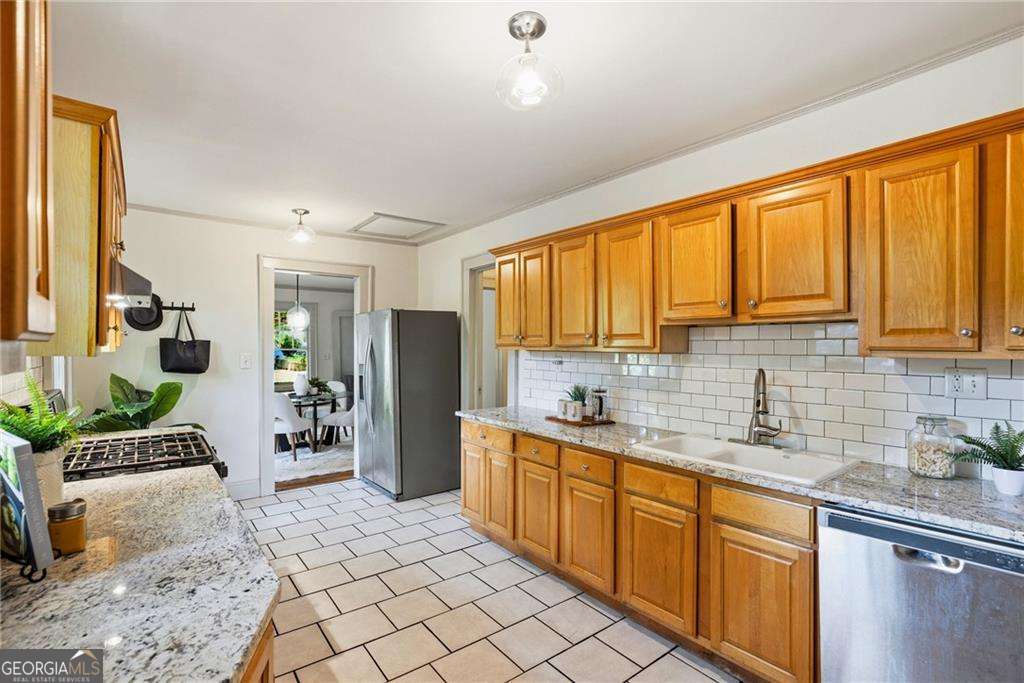 1281 Hosea L Williams Drive SE Atlanta GA 30317