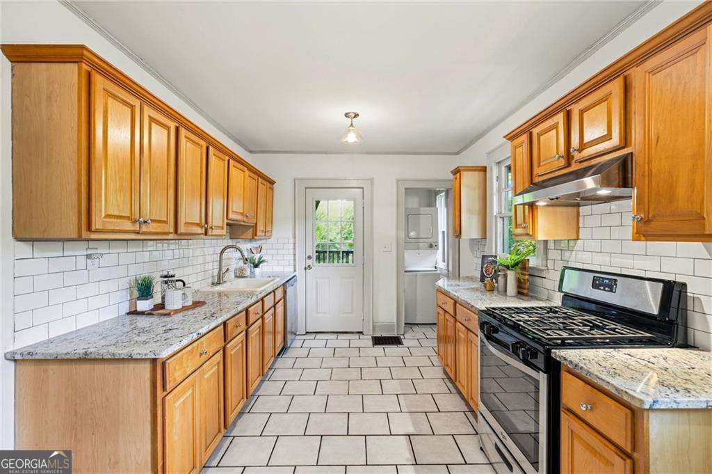 1281 Hosea L Williams Drive SE Atlanta GA 30317
