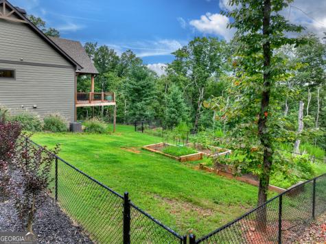 1567 Hap Holt Road Ellijay GA 30540