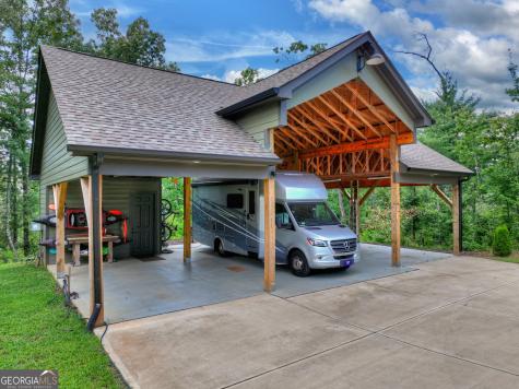 1567 Hap Holt Road Ellijay GA 30540