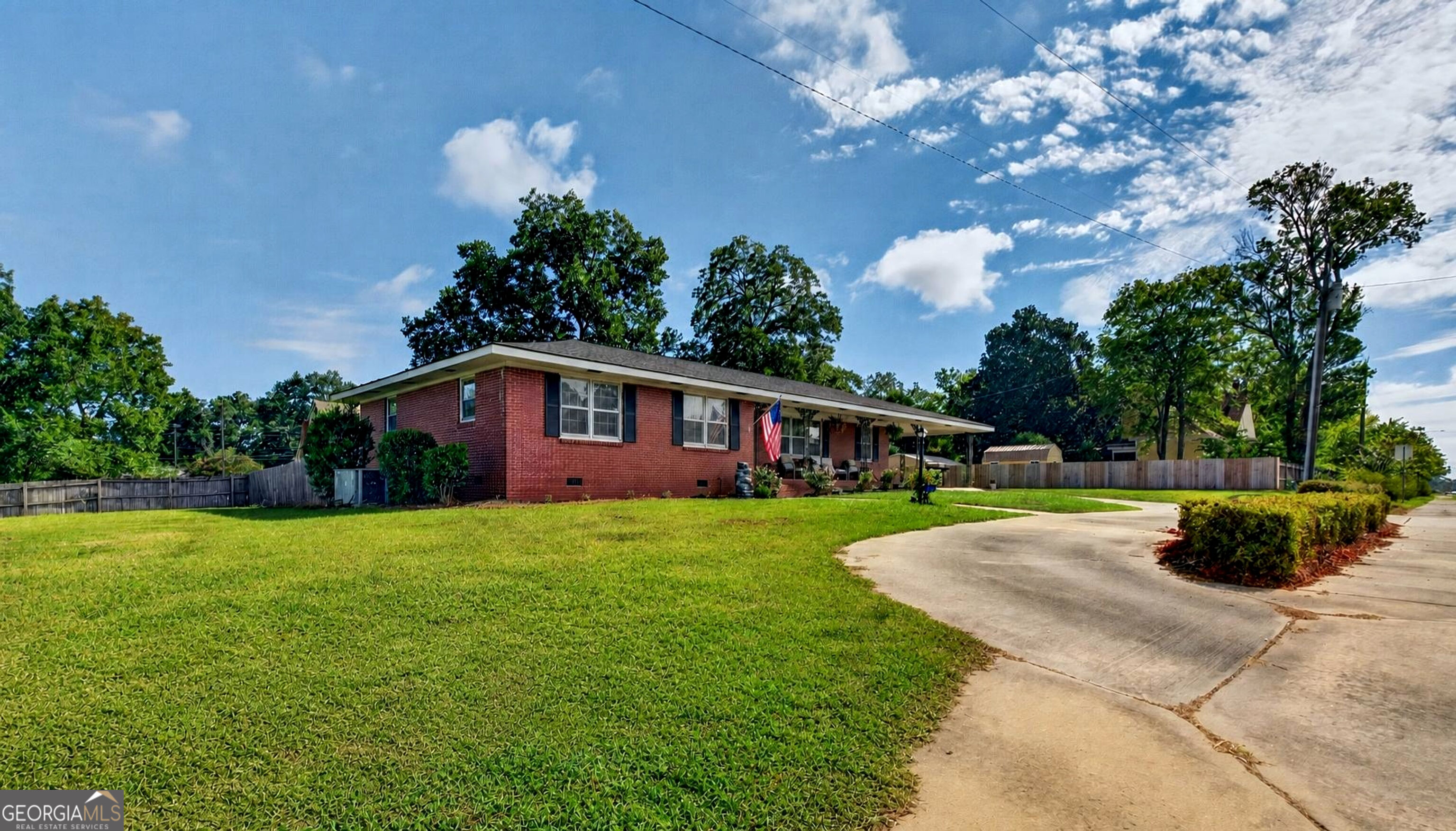 26 W Marion Street Reynolds GA 31076