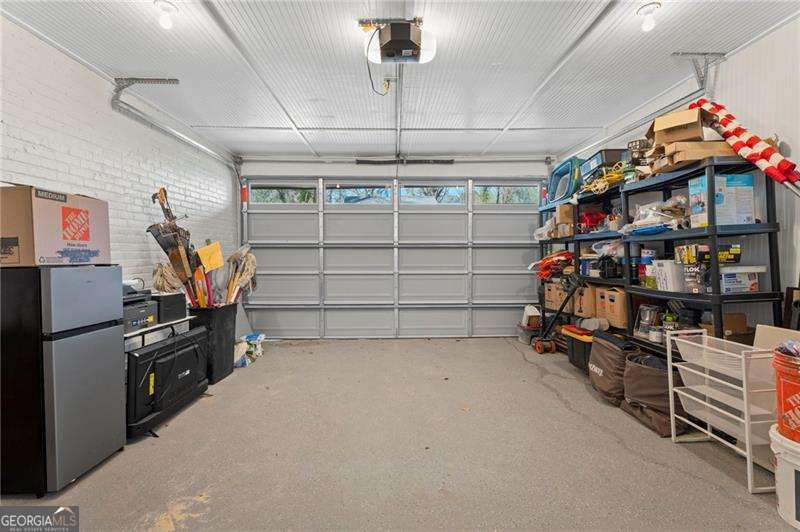2746 Dale Creek Drive NW Atlanta GA 30318