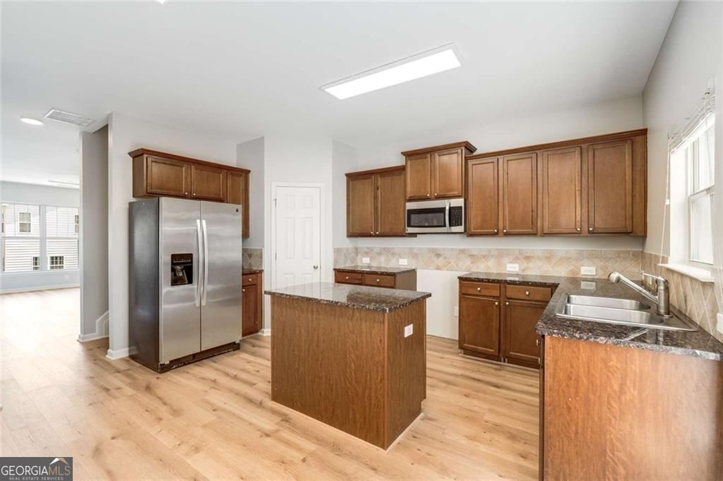1781 Liberty Parkway NW Atlanta GA 30318