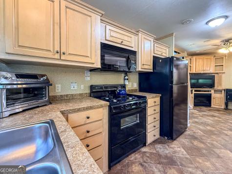 4 Evergreen Trail Cleveland GA 30528