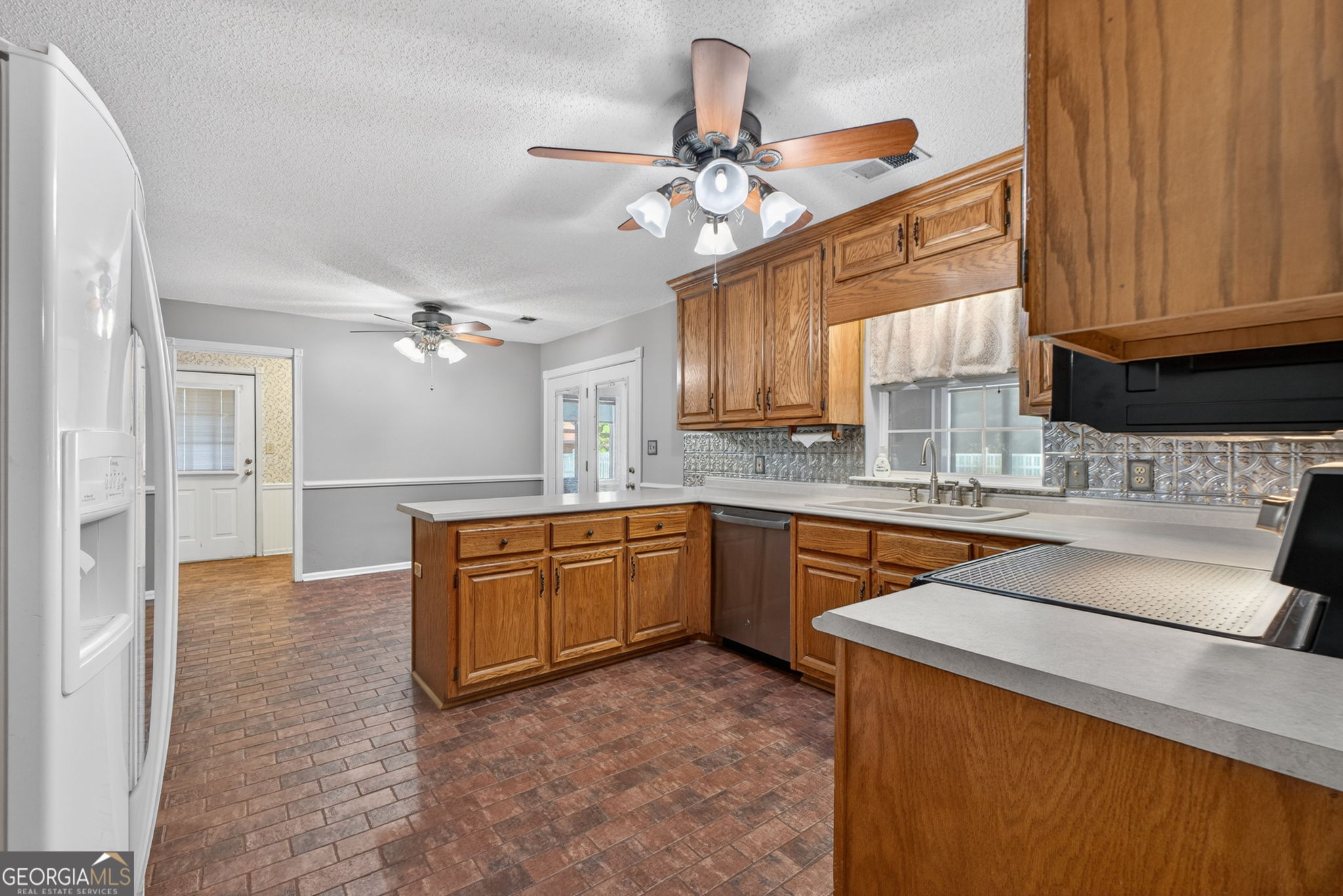 561 Leguin Mill Road Locust Grove GA 30248