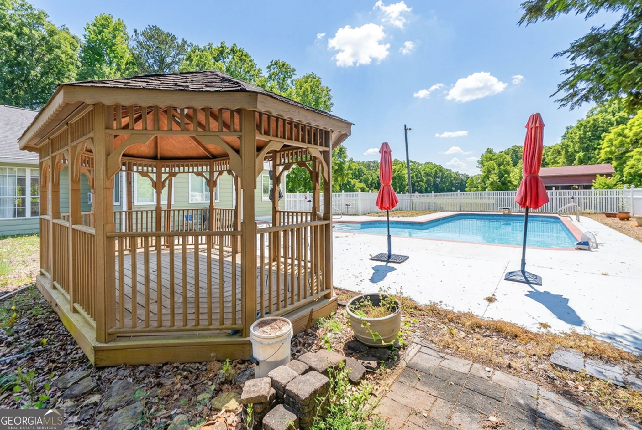 561 Leguin Mill Road Locust Grove GA 30248