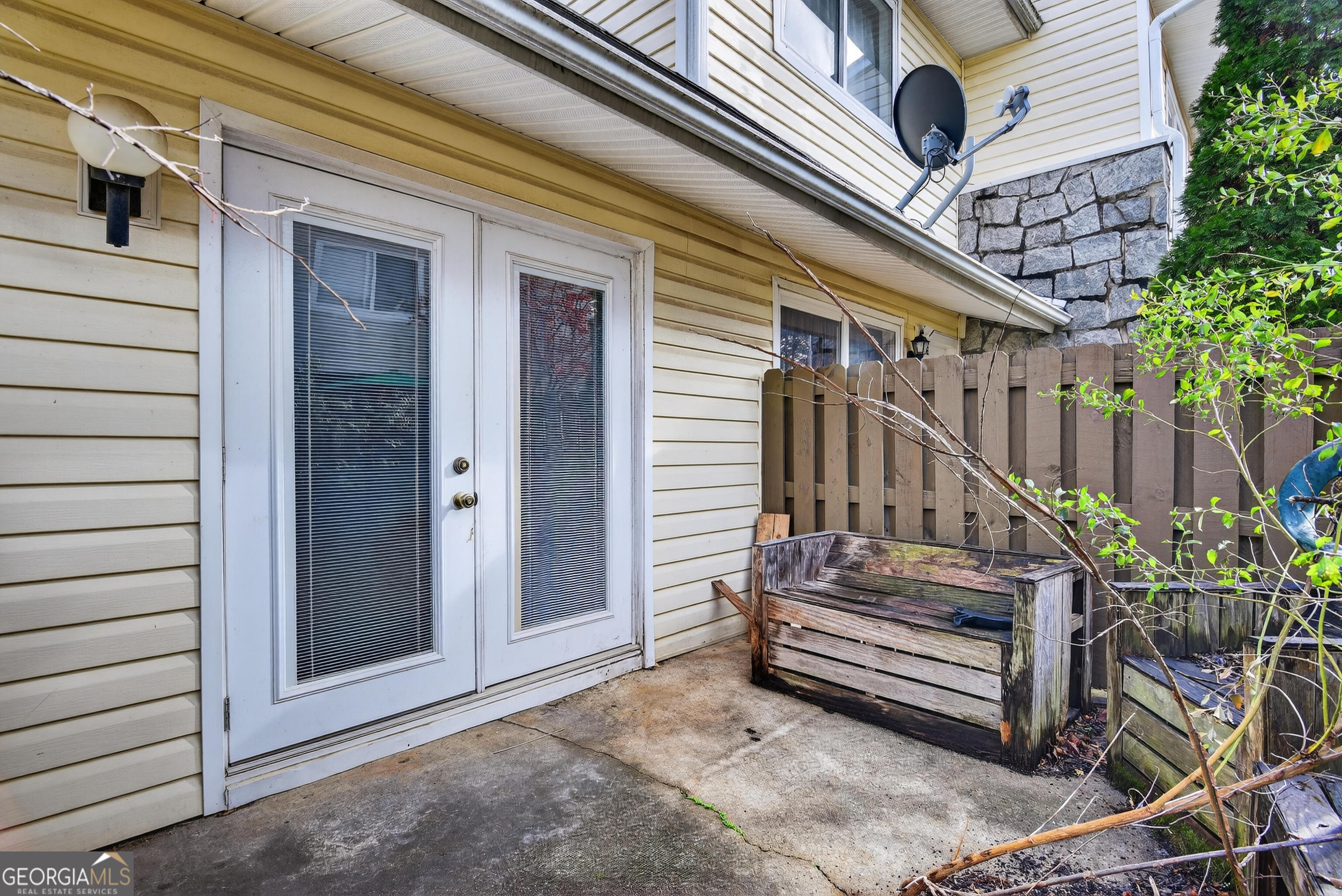 1464 A NE Pine Log Road Conyers GA 30012