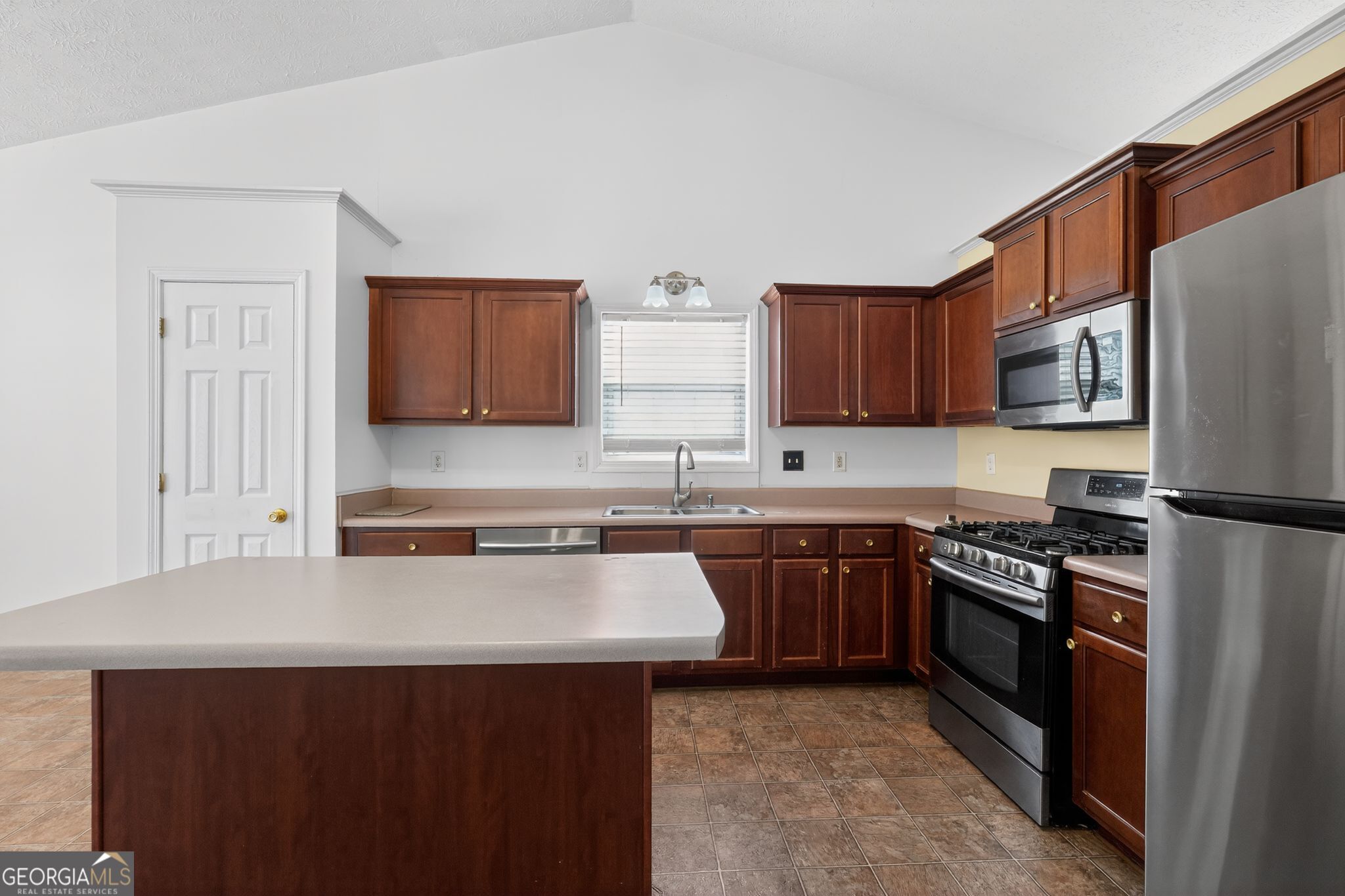 2635 General Lee Way Buford GA 30519