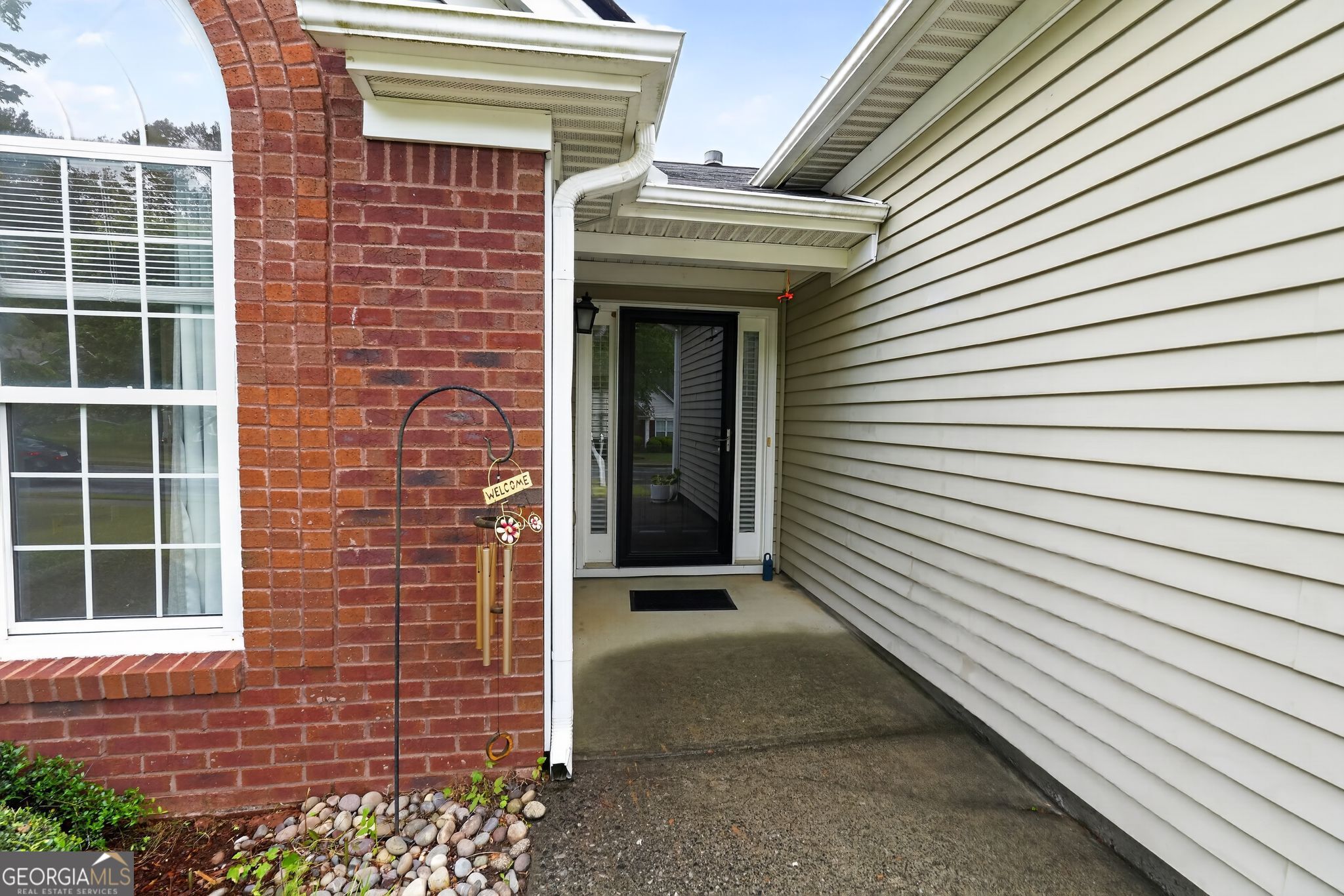 2635 General Lee Way Buford GA 30519
