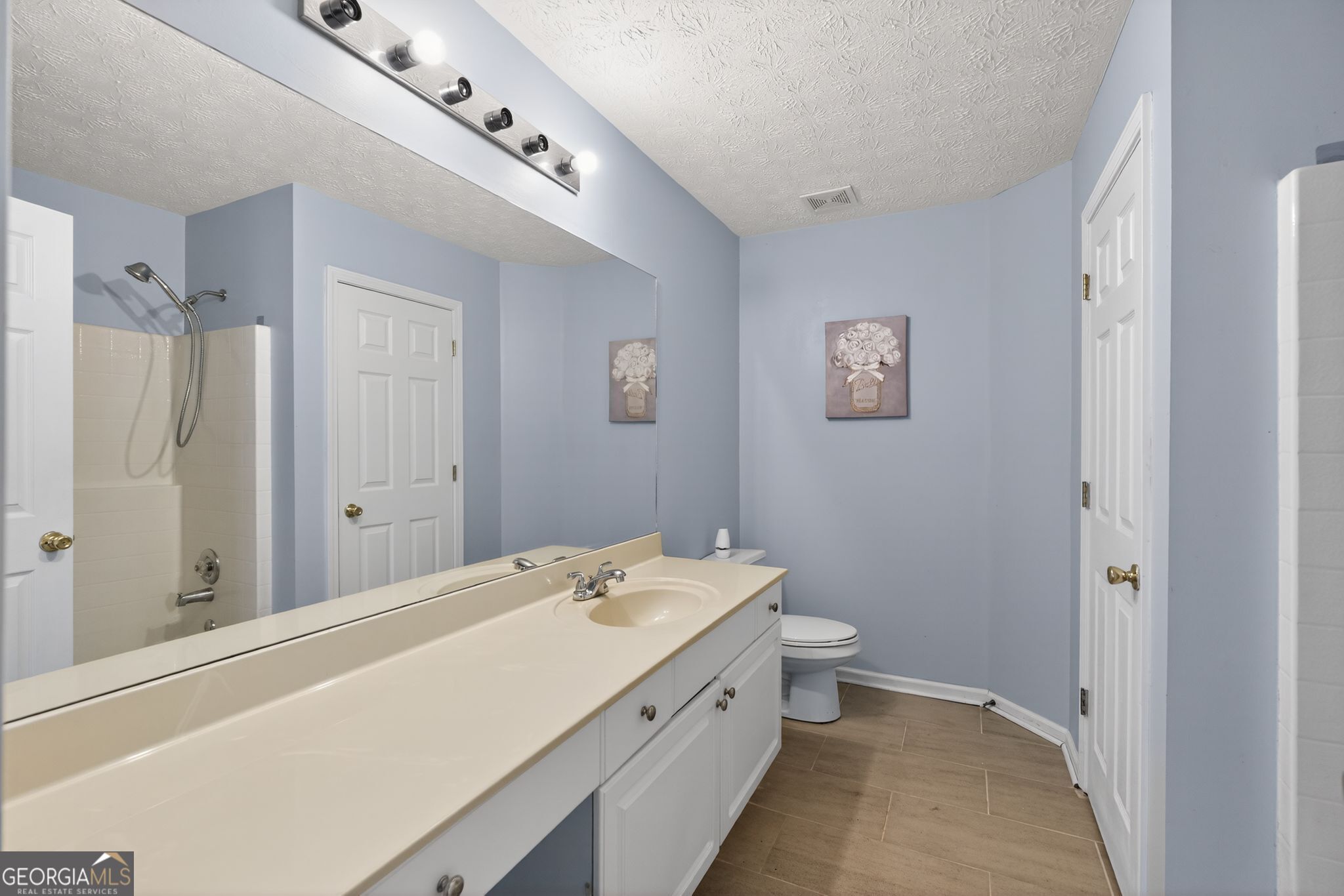 2635 General Lee Way Buford GA 30519