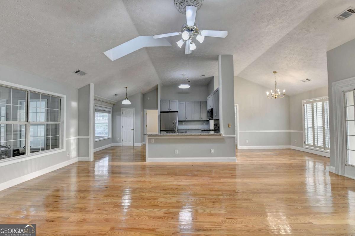 1075 Prestonwood Drive Lawrenceville GA 30043
