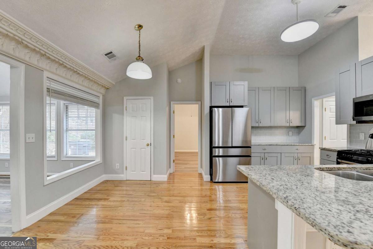 1075 Prestonwood Drive Lawrenceville GA 30043