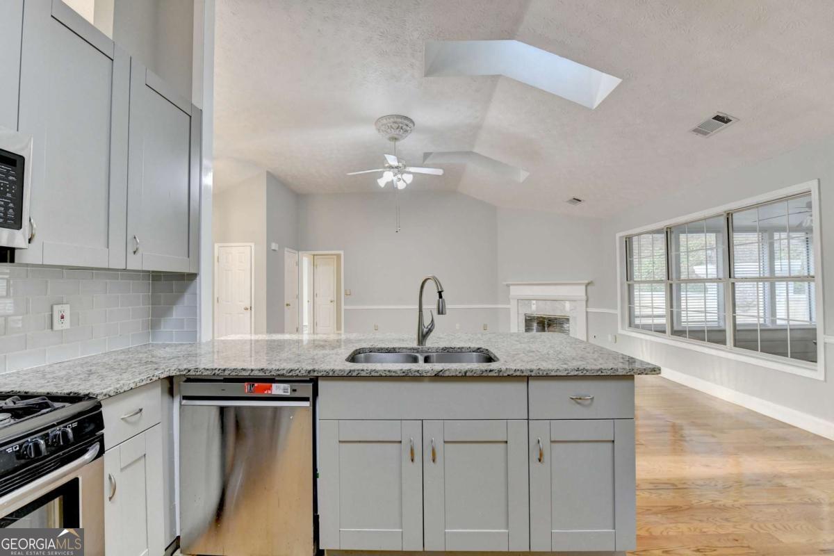 1075 Prestonwood Drive Lawrenceville GA 30043