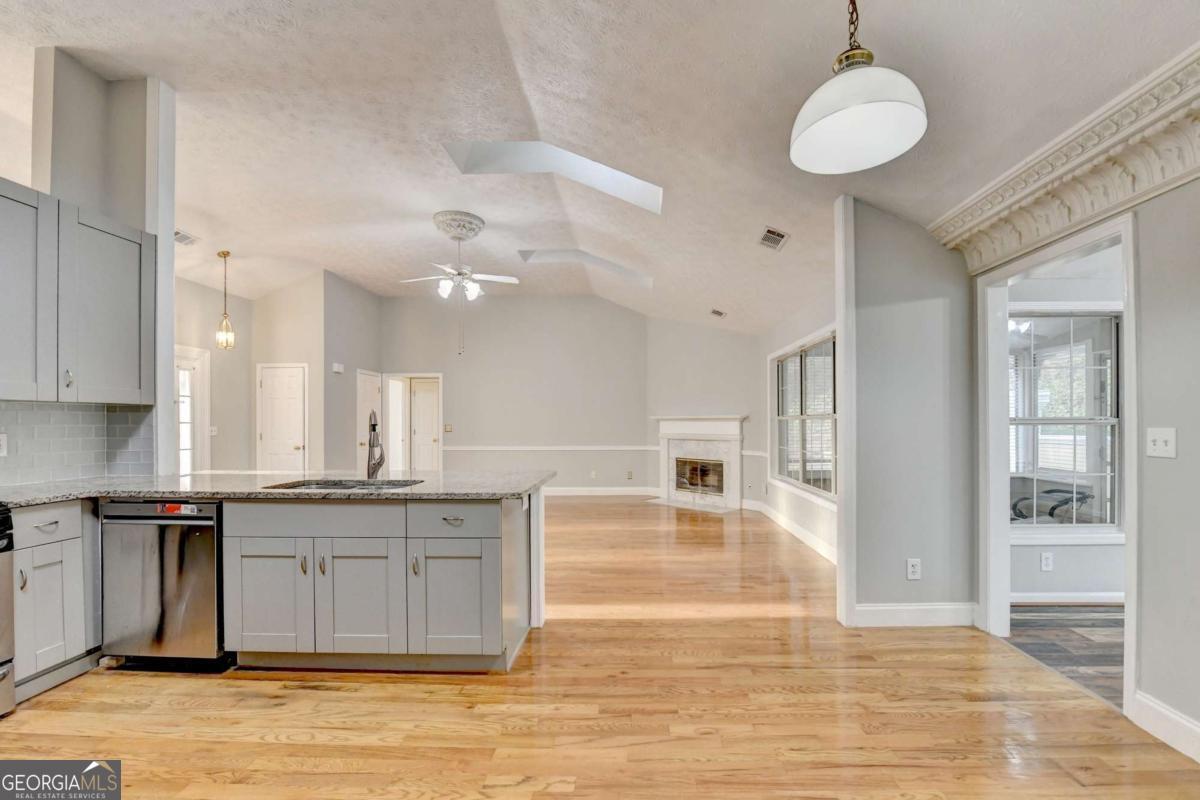 1075 Prestonwood Drive Lawrenceville GA 30043