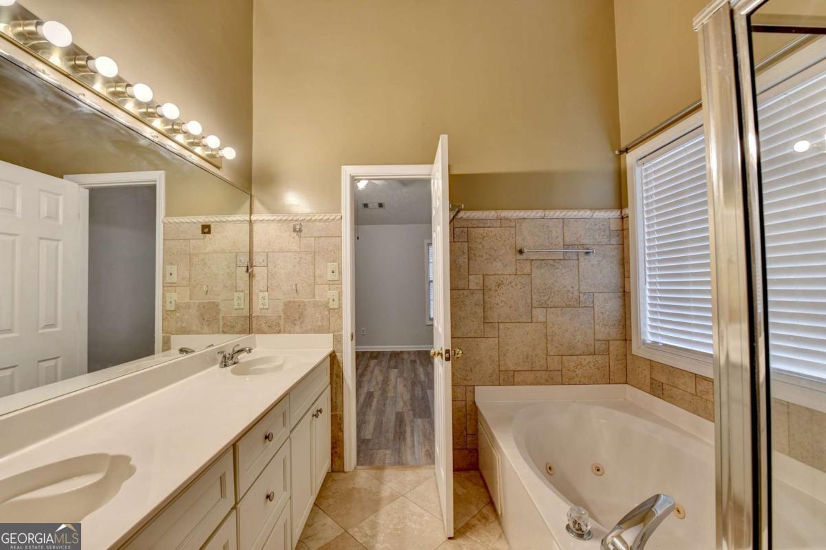 1075 Prestonwood Drive Lawrenceville GA 30043