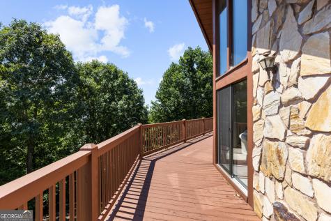 567 Mountain Top Road Blairsville GA 30512