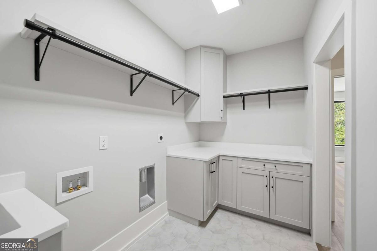 415 Westside Drive Roswell GA 30075