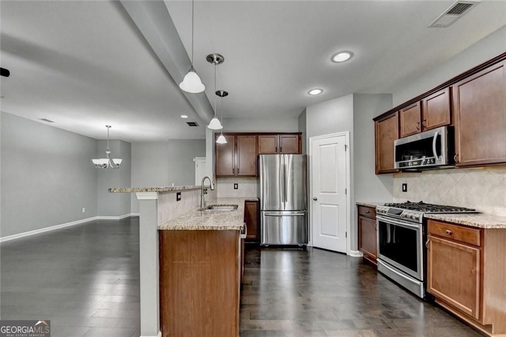 1570 Winshire Cove Alpharetta GA 30004