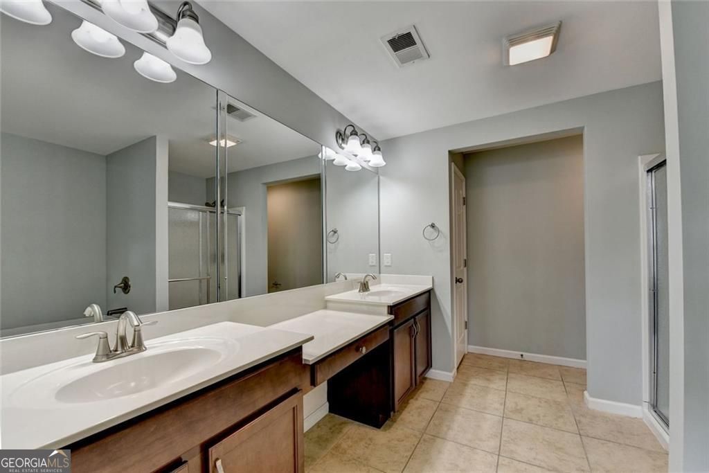 1570 Winshire Cove Alpharetta GA 30004