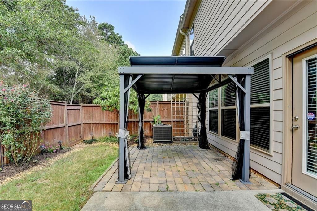 1570 Winshire Cove Alpharetta GA 30004