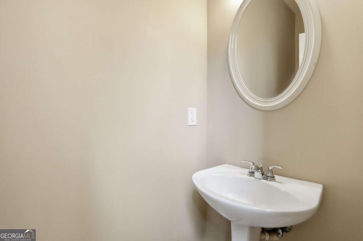 2923 Misty Rock Cove Dacula GA 30019