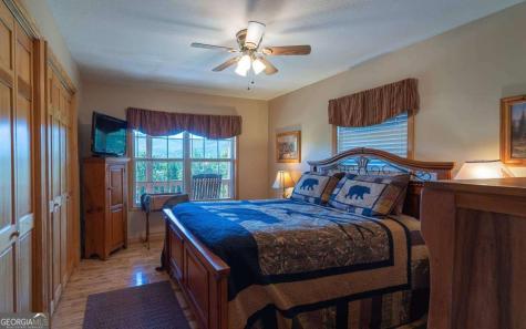 139 Gladys Lane Young Harris GA 30582