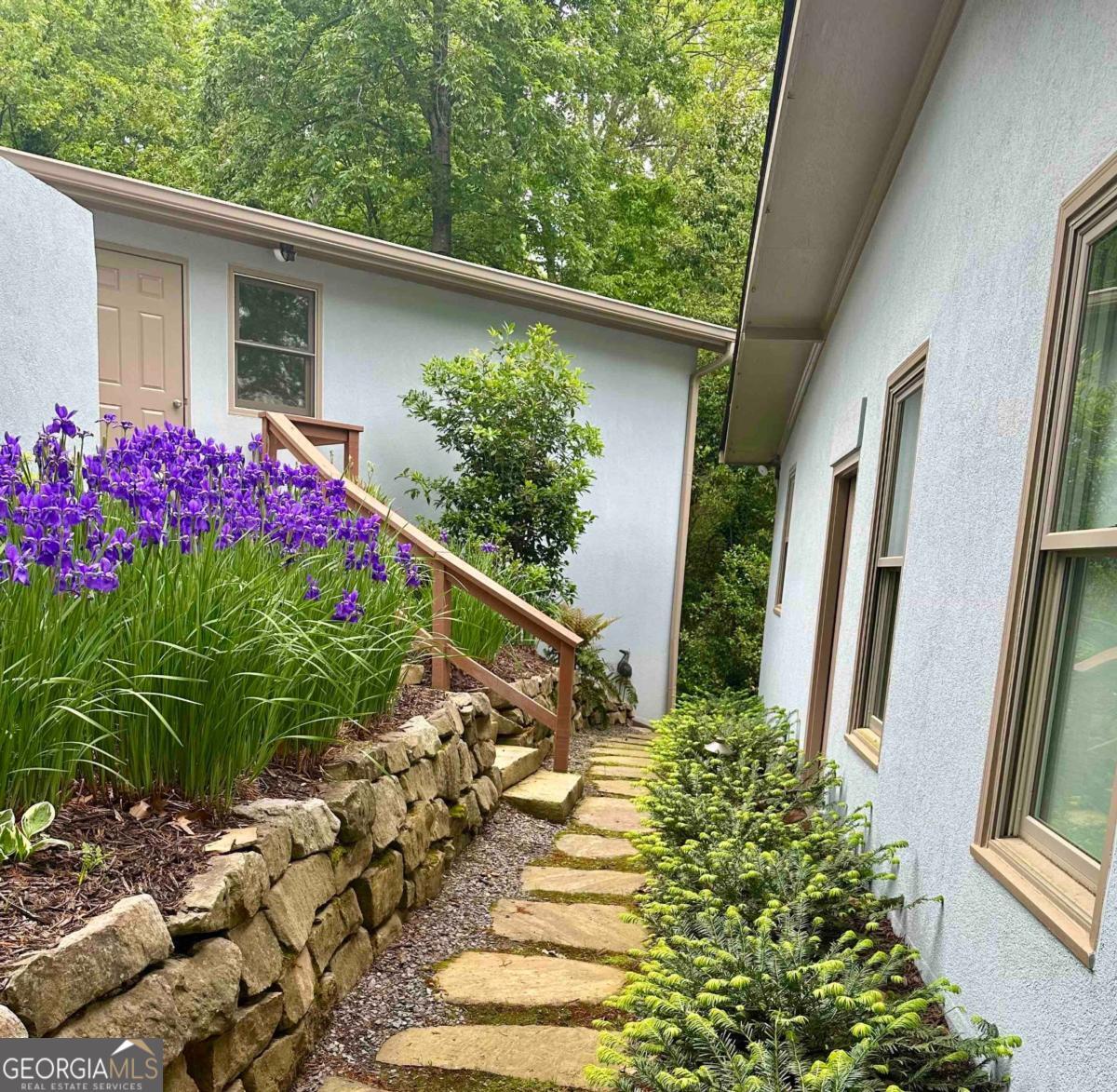594 Hilltop Lane Berkeley Lake GA 30096