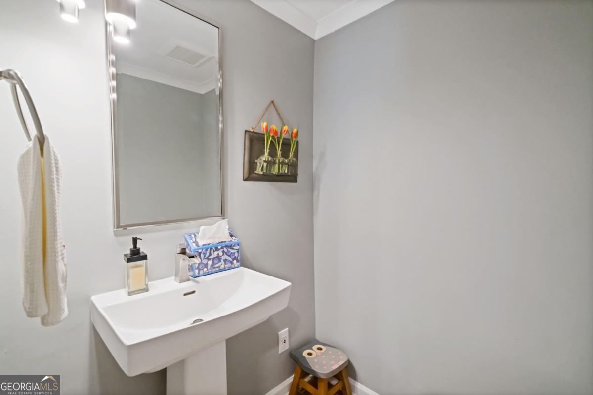 594 Hilltop Lane Berkeley Lake GA 30096
