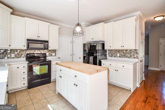 4276 Mountain Ridge Road Gainesville GA 30506