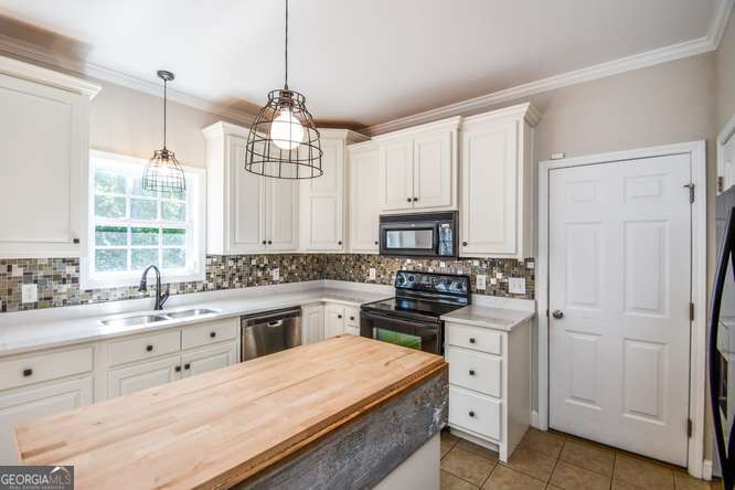 4276 Mountain Ridge Road Gainesville GA 30506