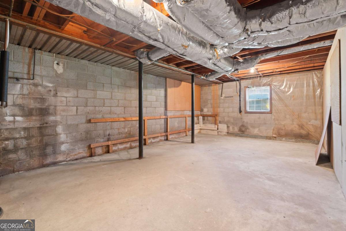865 Old Tucker Road Stone Mountain GA 30087