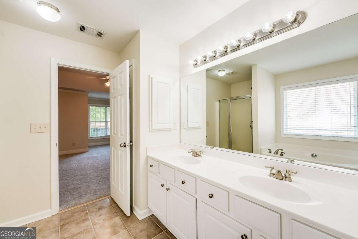 2126 Benchmark Drive Snellville GA 30078