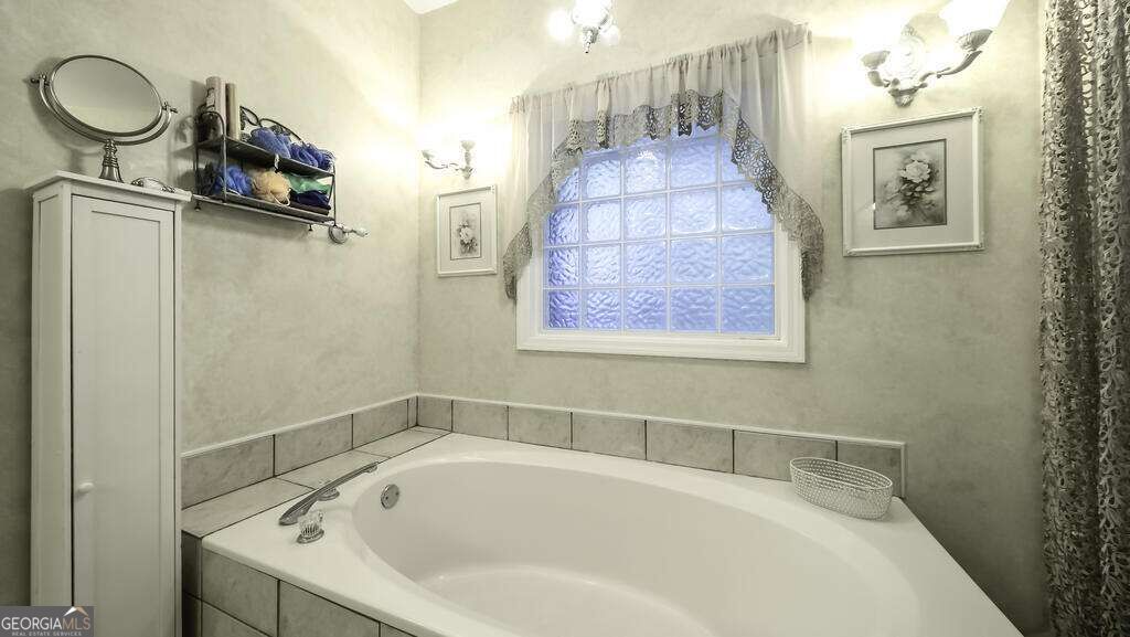 8285 Mill Run Trail Whitesburg GA 30185