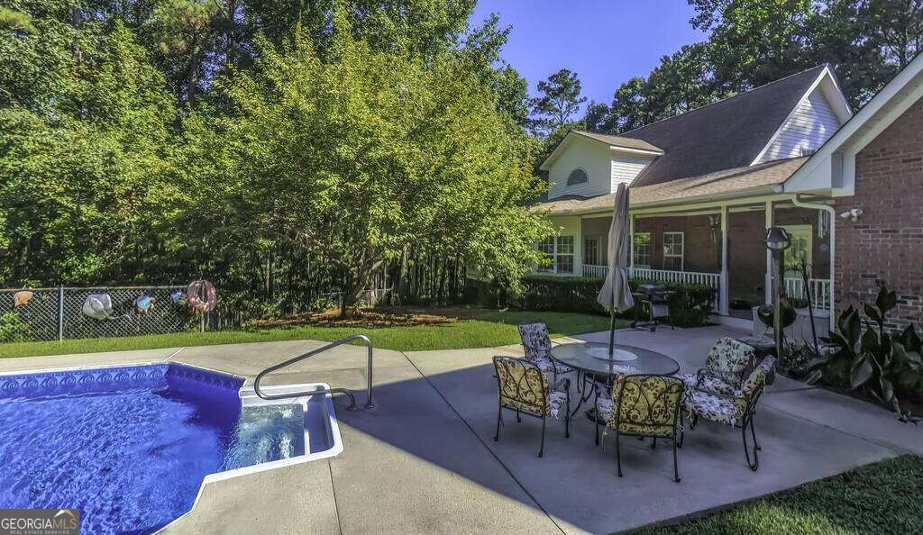 8285 Mill Run Trail Whitesburg GA 30185