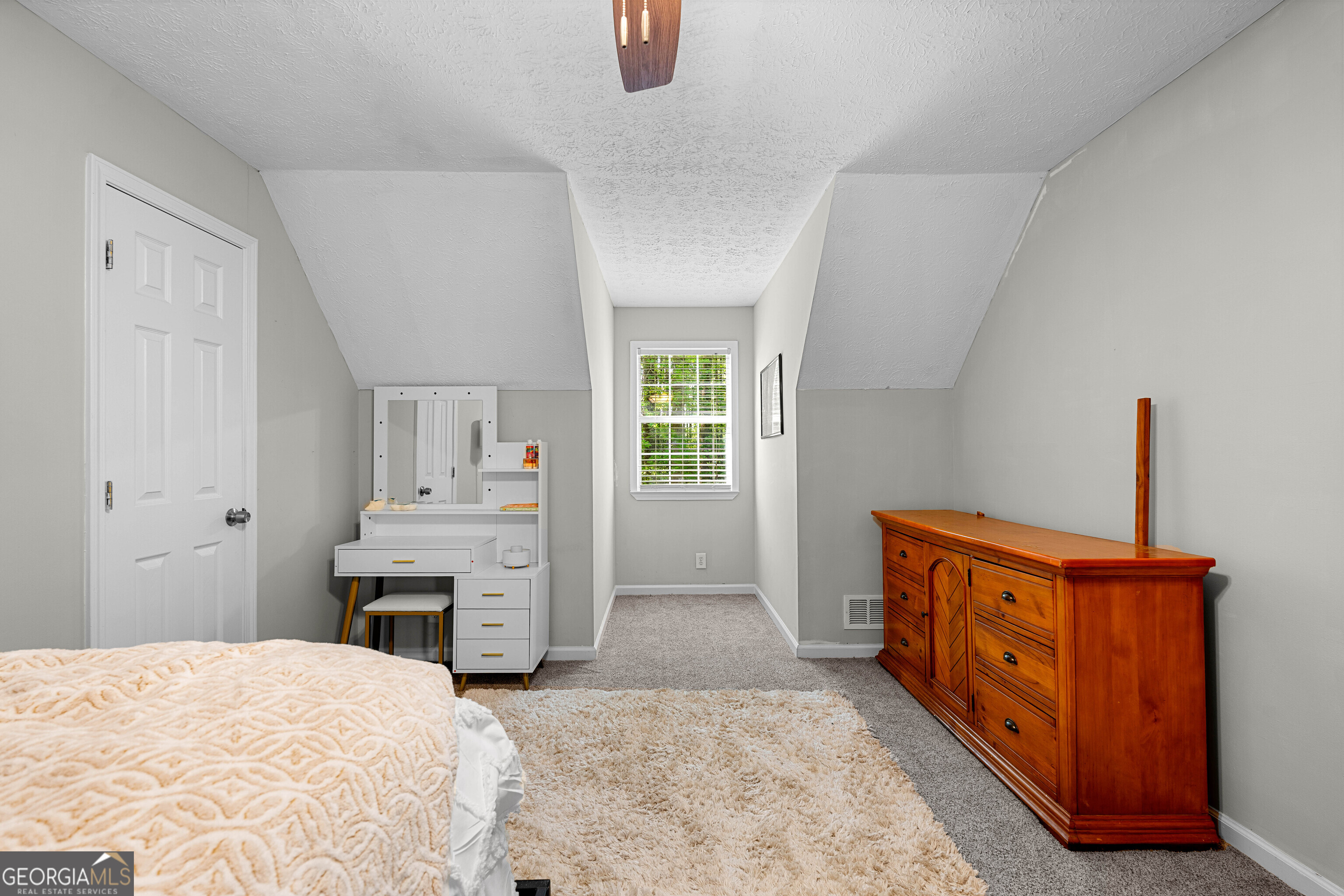 6094 Old Zebulon Road Concord GA 30206