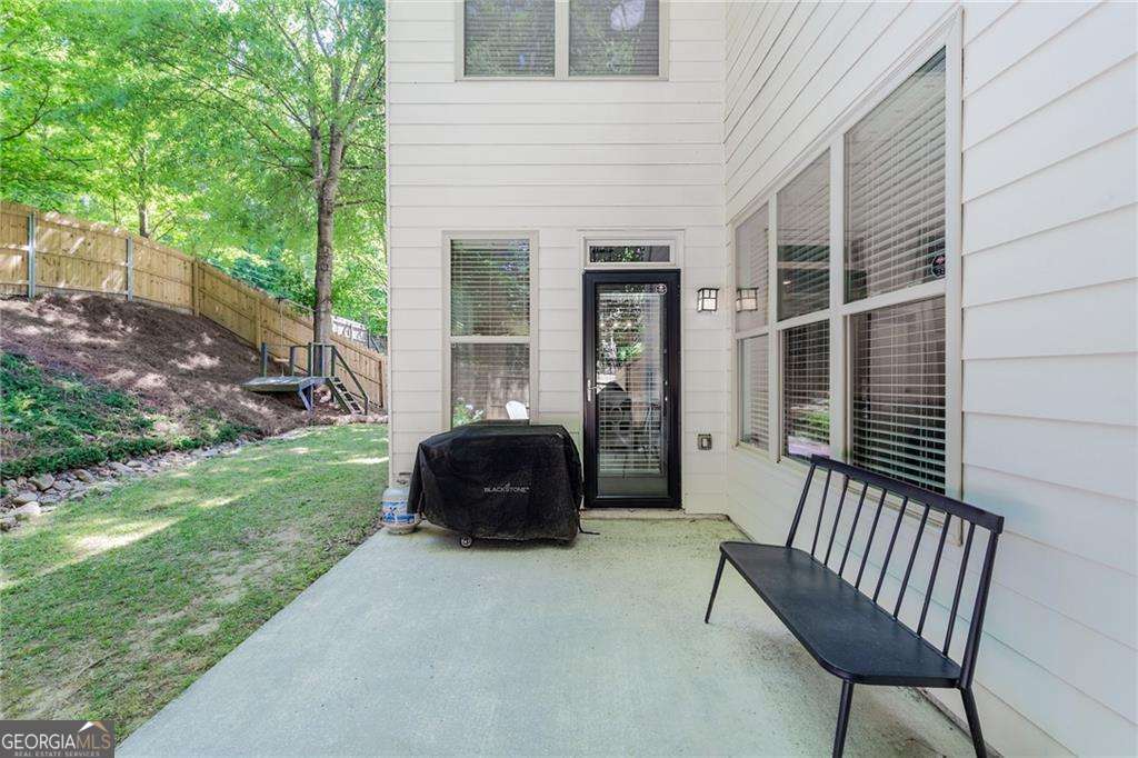 1933 Brantley Walk Lane NW Atlanta GA 30318
