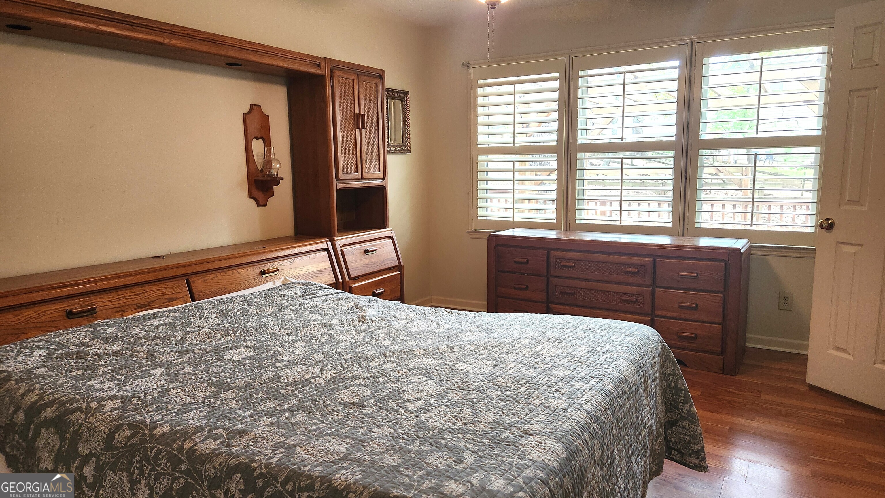 912 Feather Creek Lane Woodstock GA 30189