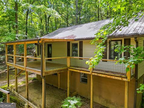 629 Goose Island Road Cherry Log GA 30522