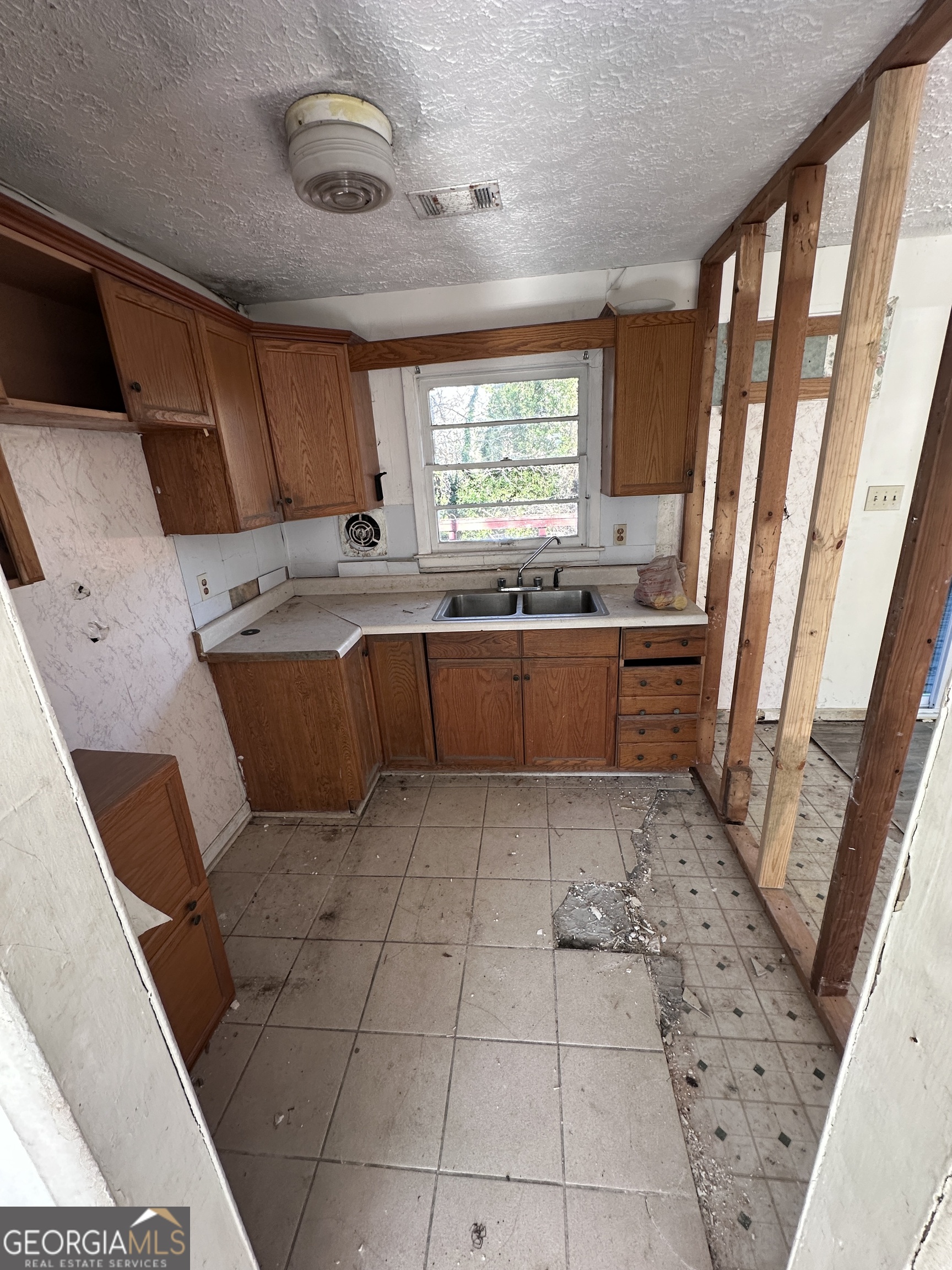 4245 Utoy Court SW Atlanta GA 30331