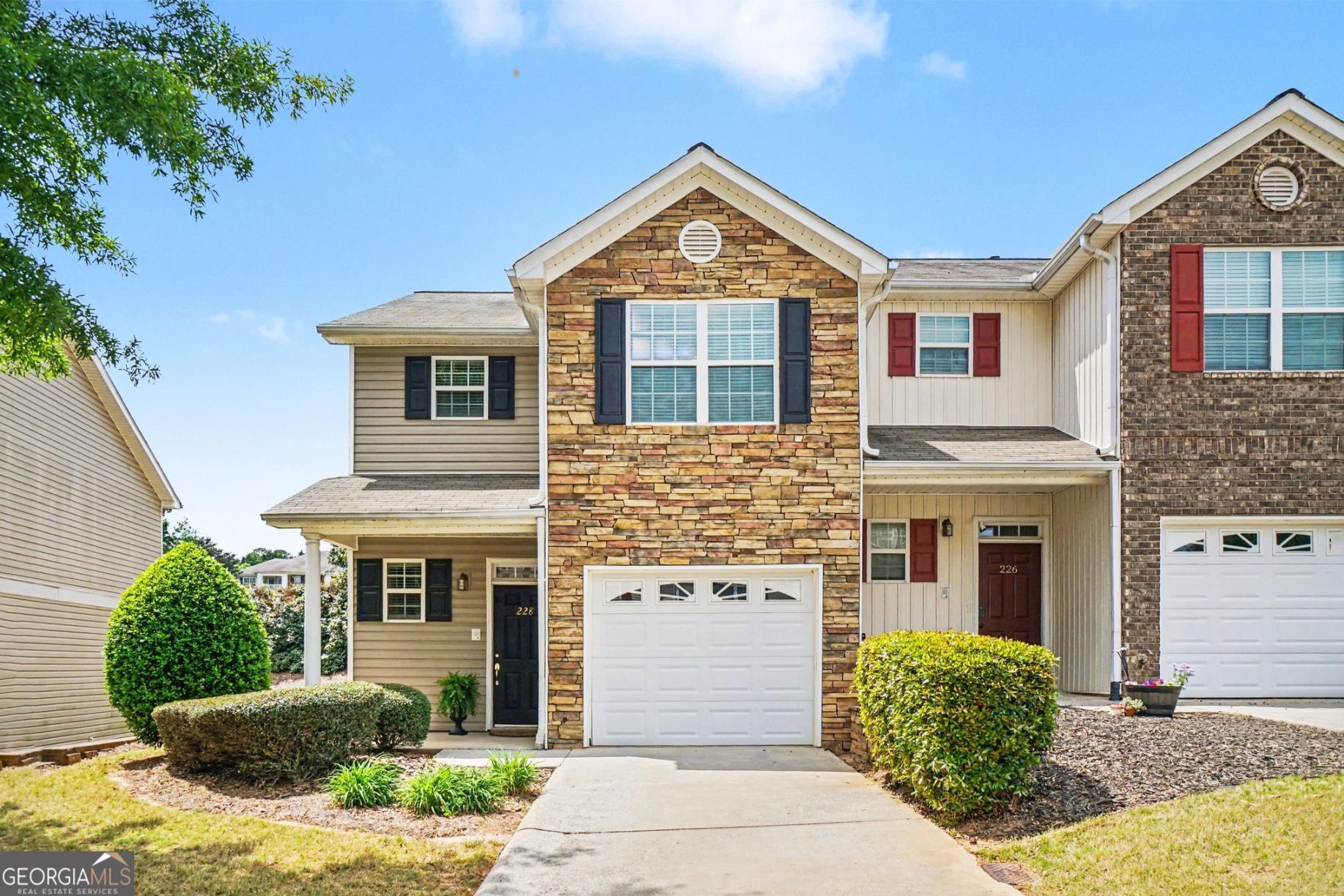 228 Derby Court Acworth GA 30102