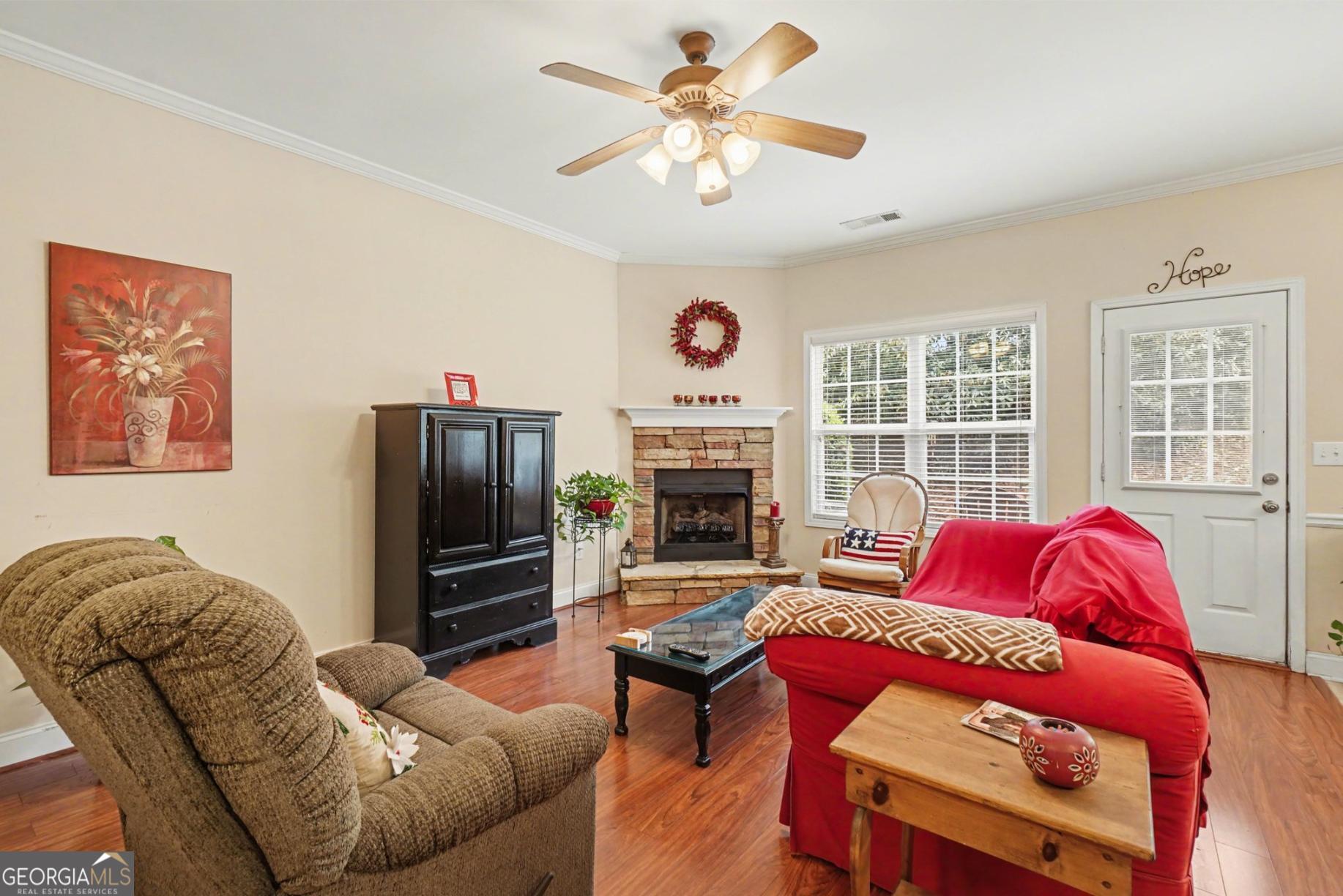 228 Derby Court Acworth GA 30102