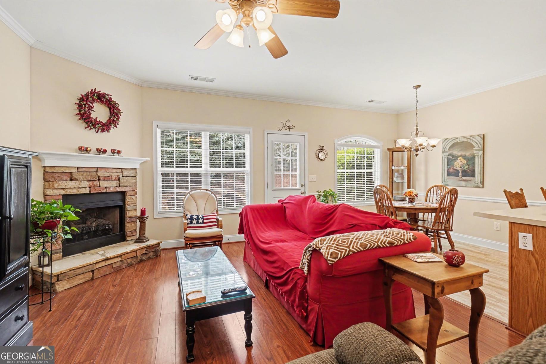 228 Derby Court Acworth GA 30102