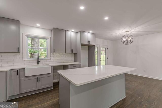2352 Glendale Drive Decatur GA 30032