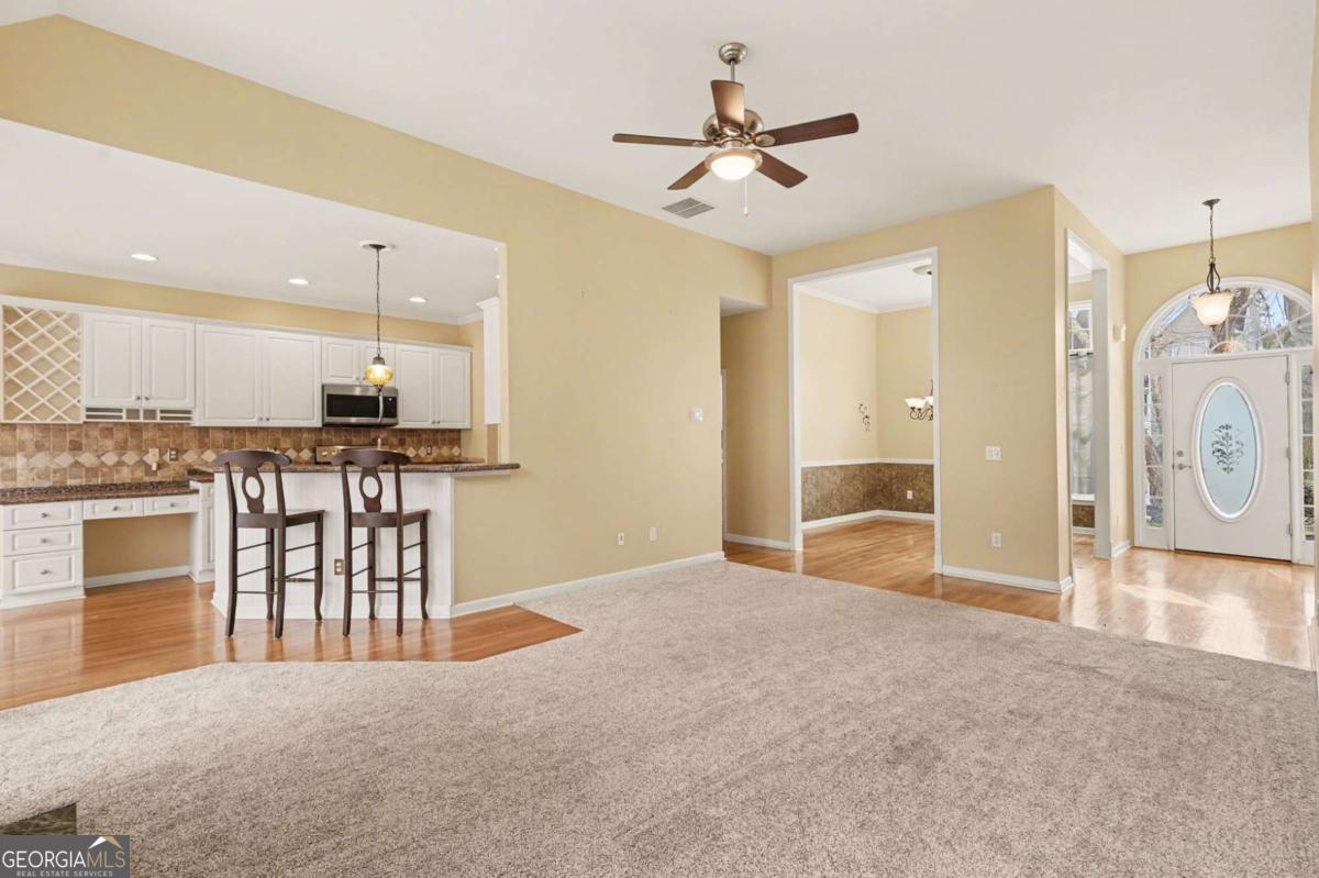 522 Chestnut Walk Canton GA 30114