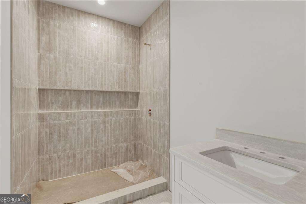 720 Edgewater Trail Atlanta GA 30328