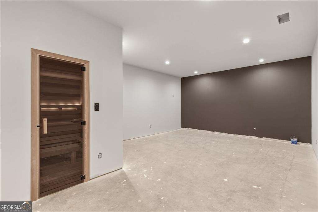 720 Edgewater Trail Atlanta GA 30328