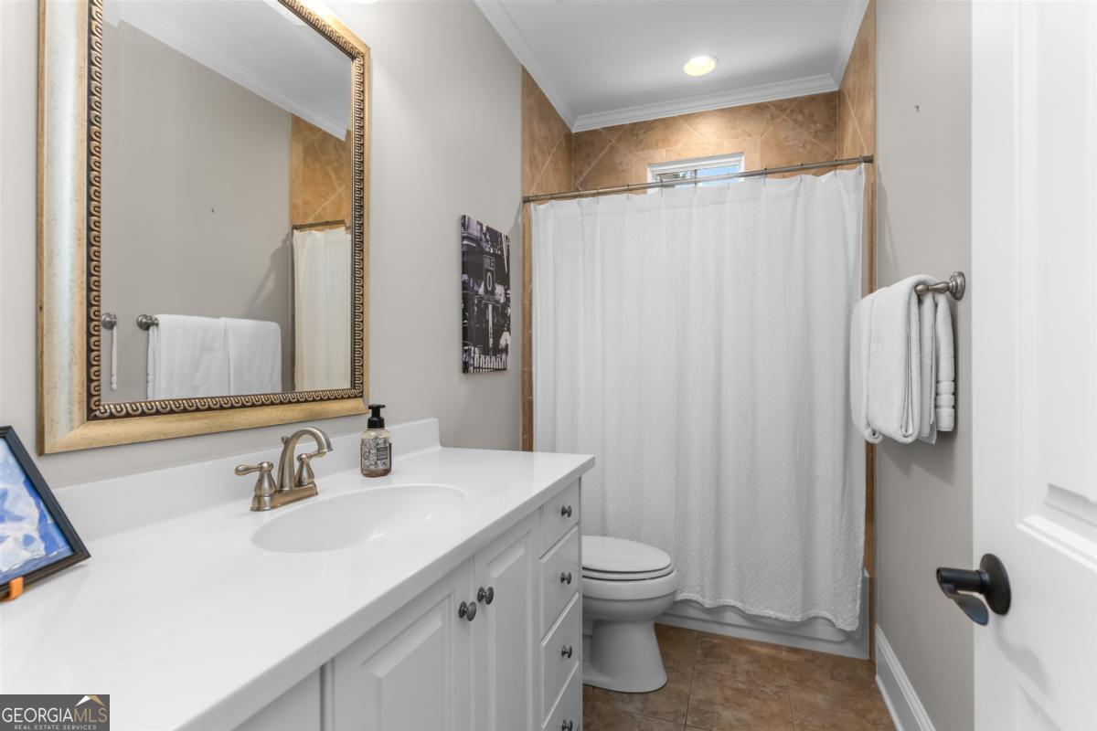 1010 Anchor Bay Point Greensboro GA 30642